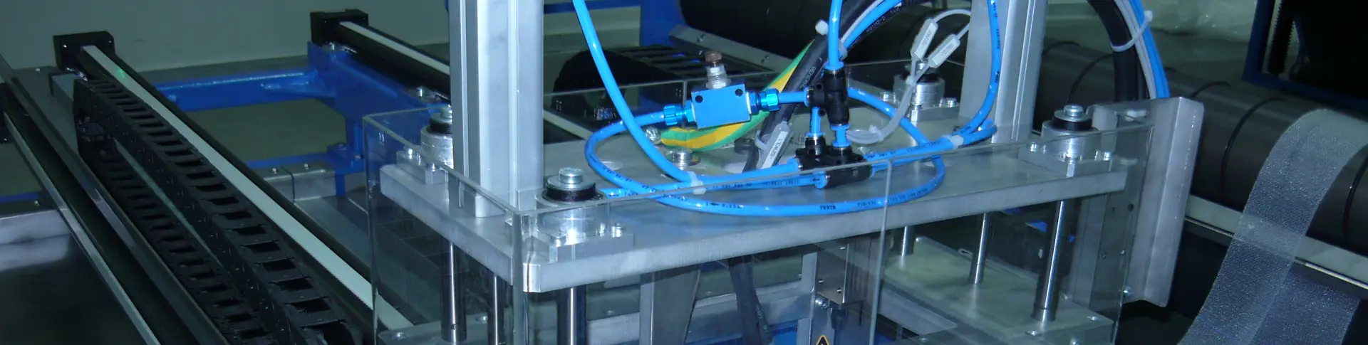 Slide technische Textilien-Schneidtisch